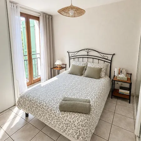 T3 Avec Patio Centre Village Appartamento Gruissan
