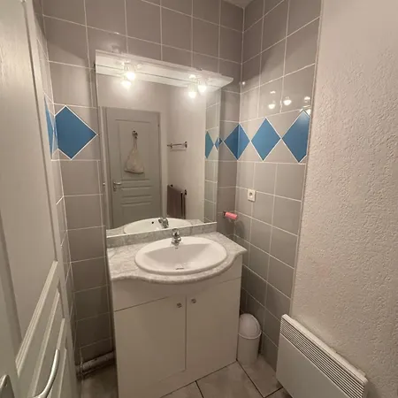 Appartamento T3 Avec Patio Centre Village *